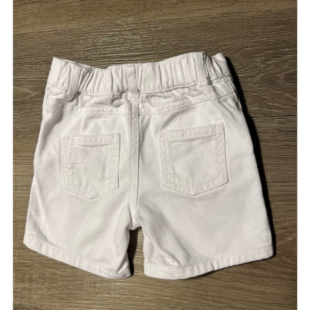 CARTER’S‎ SHORTS - Picture 3 of 5